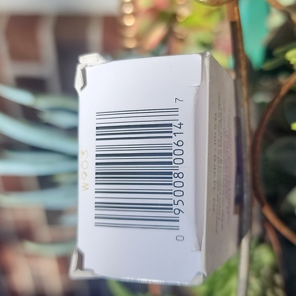 essie No Chips Ahead Clear Top Coat - chip-resistant - 0.46 fl oz - Picture 3 of 6